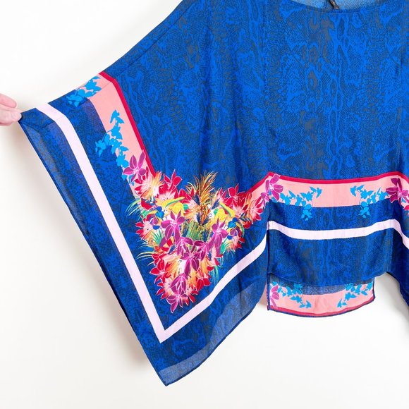 BCBGMaxAzria Kei Resort Collection Poncho Flowy Oversized Relaxed Fit Blouse Top - Picture 7 of 11